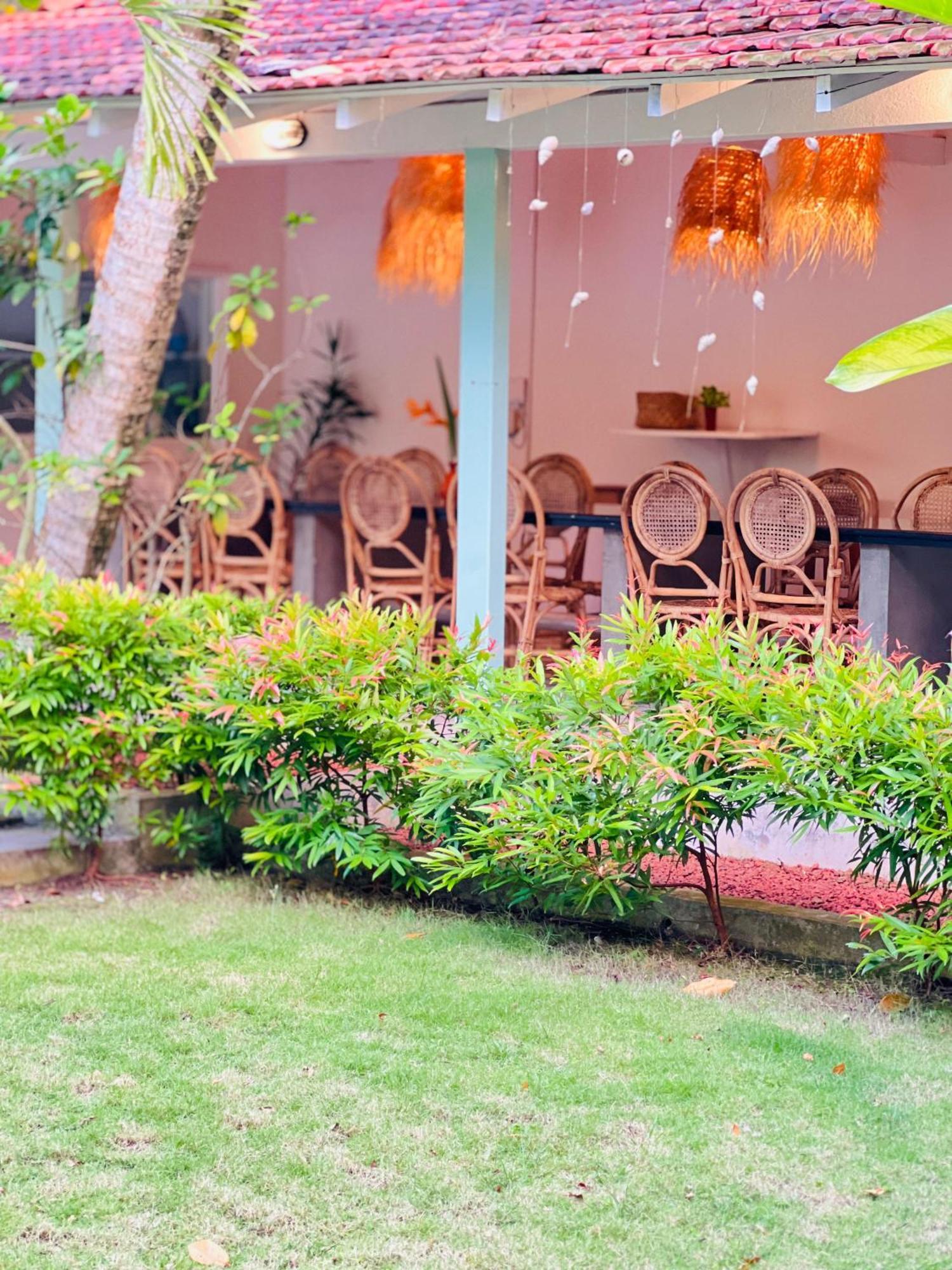 Water'S Edge Villa Ahangama Extérieur photo